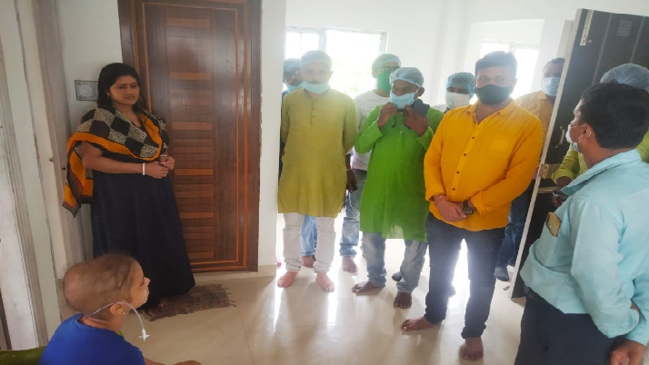 Juboyoddhas help cancer patient