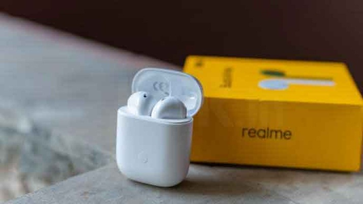 Sophisticated earbuds are coming to the market