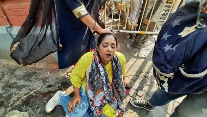 lathicharge on left student-youth organization