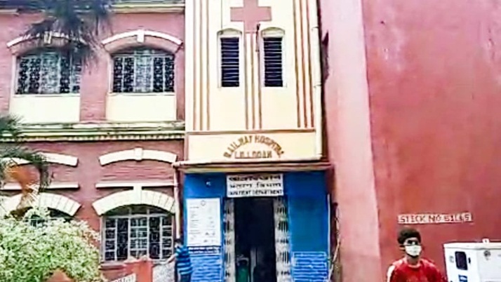 The body of the deceased remained lying in Kovid for 48 hours