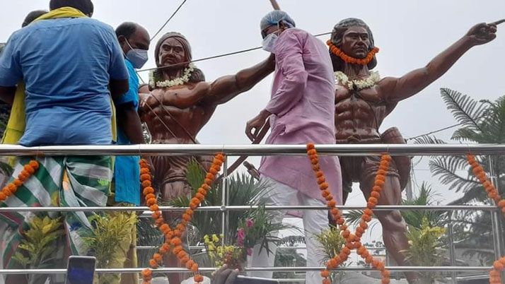 A colorful procession at chotkhanda memari on the day of Hull
