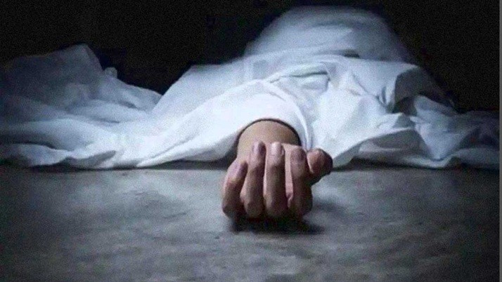 Golfgreen: Old woman dies after falling from roof, suicide or accident?