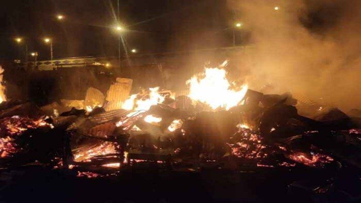 Fire: 50 huts burnt to ashes in a terrible fire in Keshtpur