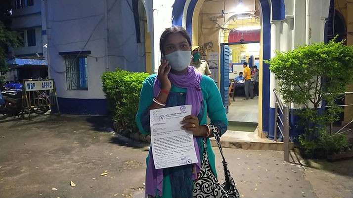 The allegation of threatening the pradhan by entering the panchayat office is against the Trinamool leader