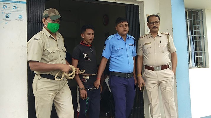 The murder of the Trinamool leader is another misdeed in the police net