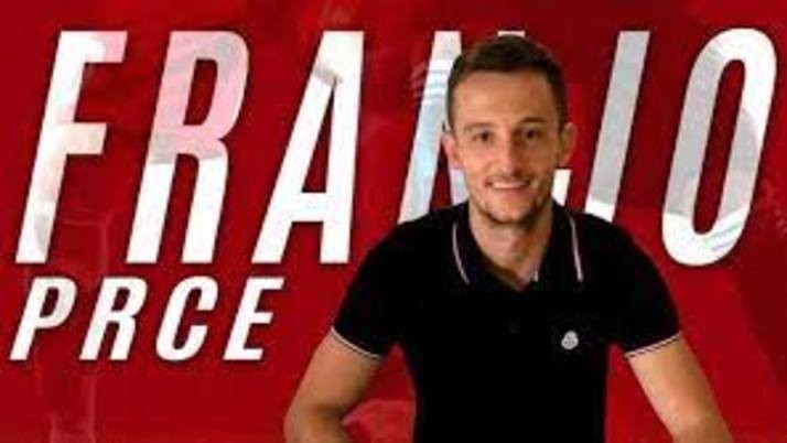 The defender who played in the Italian league is now at SC East Bengal