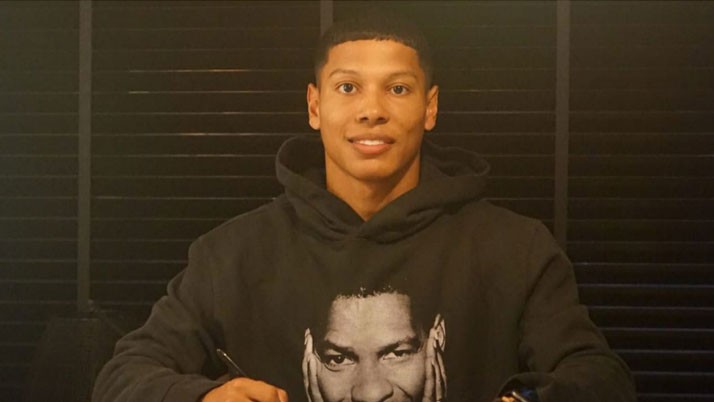 Darren Sidwell is coming to make an orange storm in the middle of the red-yellow