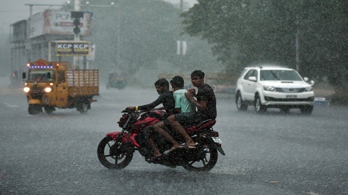 Weather: The city is getting wet in heavy rain on weekends due to Depression again