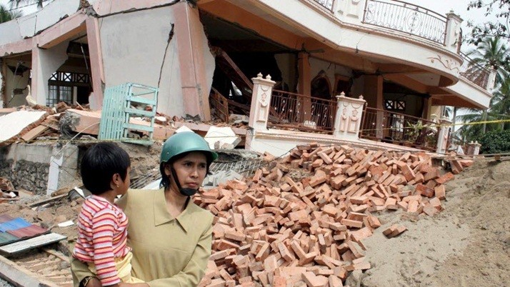 Earthquake: Residents suddenly saw their house shaking in front of their eyes