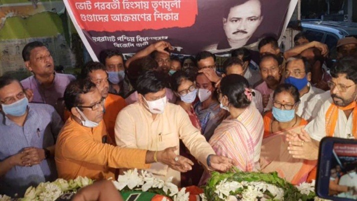 BJP: BJP with body at Mamata's door, Rucksuck at Kalighat