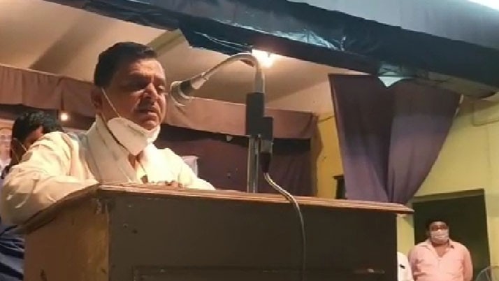 Debate on 'Humanity and Motherhood' of teachers in 'Teachers at Doors' in East Burdwan
