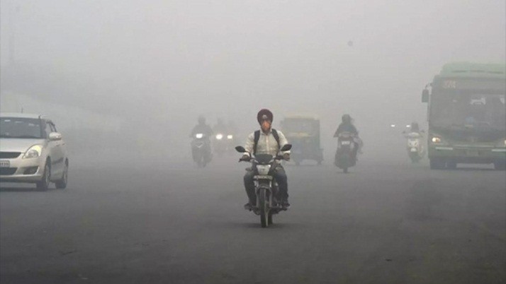 Delhi Pollution: A complete lockdown may be announced in Delhi again, find out why