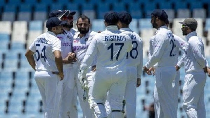 Great reaction to Indian bowlers, Mohammad Shami at the milestone with 5 wickets,