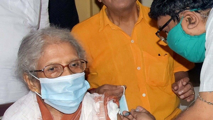 Seriously ill Sandhya Mukherjee has been taken to SSKM by Green Corridor