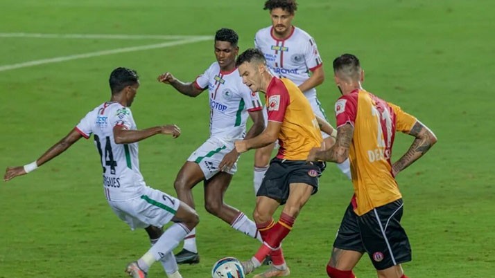 Which team is the Hot Favorite and who are Underdog in the Nervous Derby?