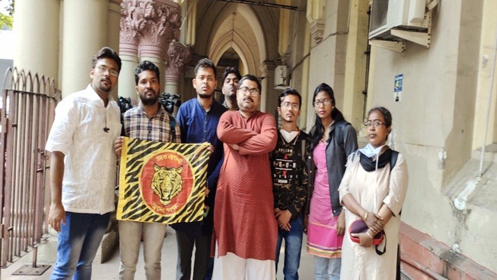 The Bengali side filed a public interest litigation in the Calcutta High Court demanding services in Bengali in all banks