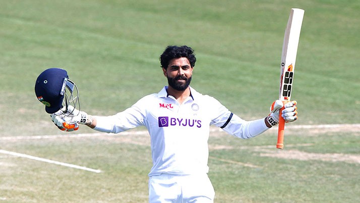 India in the driver's seat in the first Test, rahul dravid in the debate again