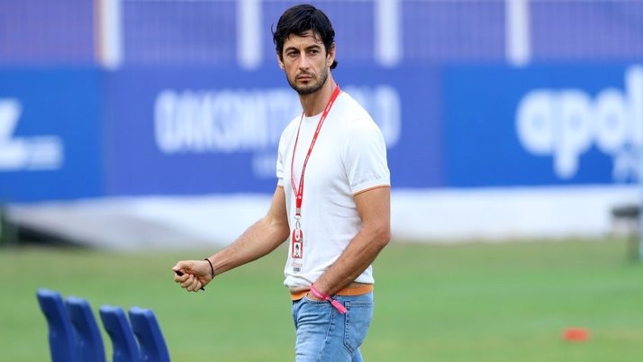 What are Juan Ferrando's plans for the former Paris Saint-Germain striker Ogbeche?