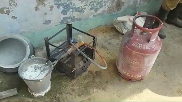 A group of children was saved by the activities of the local people