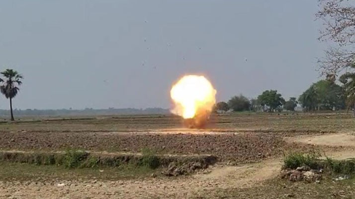 Police recovered bombs and firearms in East Burdwan
