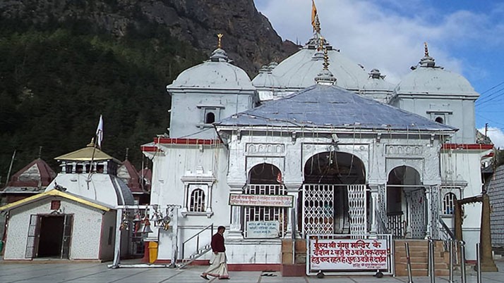 Finally the journey to Chardham began