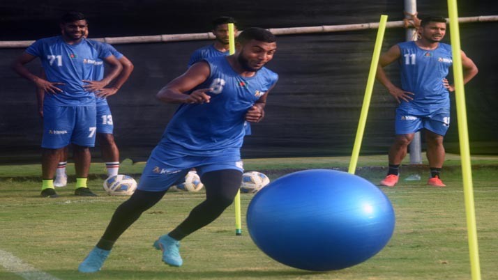 Basundhara coach Oscar is also ignored! Can Mohun Bagan answer?
