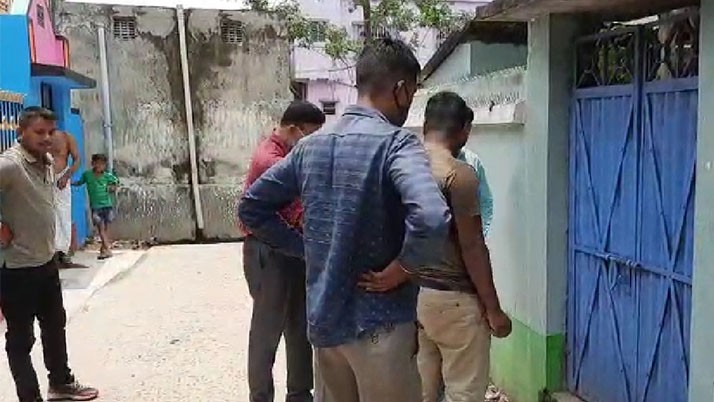 BJP demands NIA after recovery of Bangladeshi books in Burdwan counterfeit fake note dealer's house