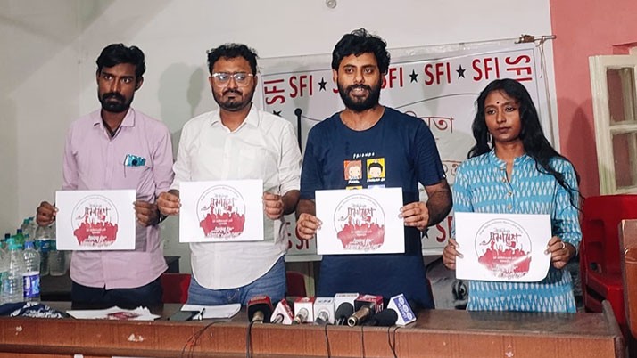 At the end of a month of Jatha, a large gathering of SFI in Kolkata