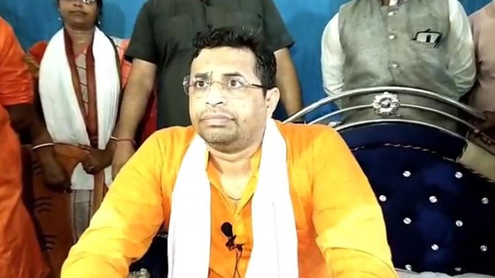BJP MP threatens to fire Manik Bhattacharya of police, BLRO and DLRO involved in sand theft racket