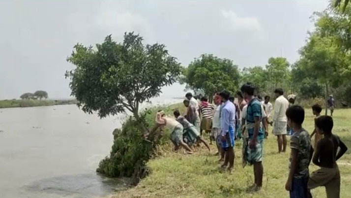 Massive erosion in river Koshi in Bilaimari and Mahananda Tola areas of Ratua
