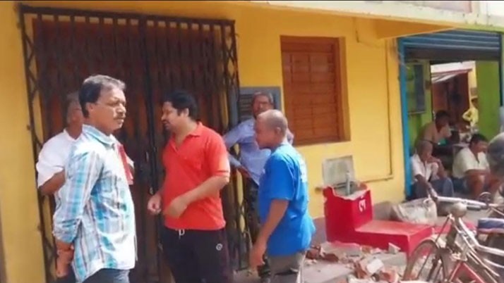 Trinamool accused of vandalizing CPM party office in Burdwan, ruling party admits to allegation
