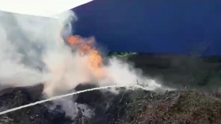 A fire broke out in an abandoned factory in Burdwan, the fire brigade brought the fire under control