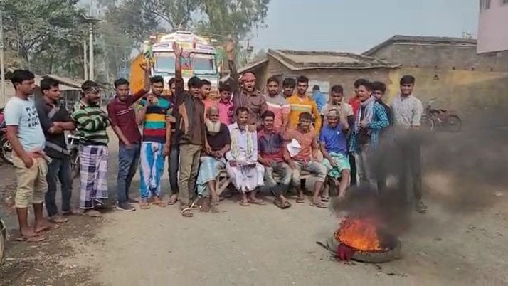 Allegations of corruption in housing scheme, warning of vote boycott in Malda