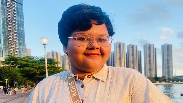 Sevanti hui, a young girl from Burdwan, is Karnataka topper in ISC examination