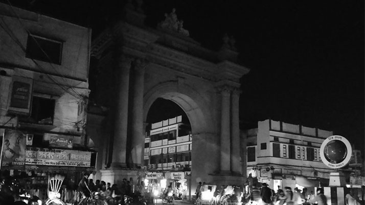 Common people grind to a halt in load-shedding across South Bengal during late summer