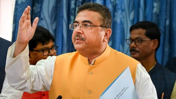 Why leader of opposition has been suspend in writer session of assembly