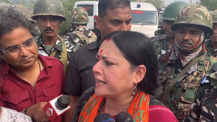 The police did not allow the members of BJP's fact-finding committee to enter Sandeshkhali