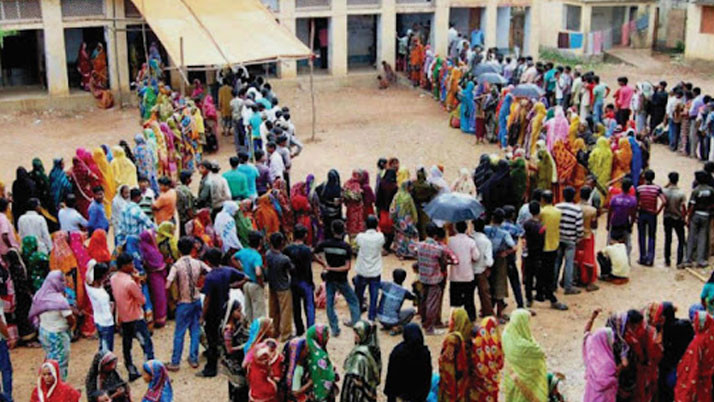 Lok Sabha elections will be held in the state for 7 and a half months, by-elections will be held in two seats.
