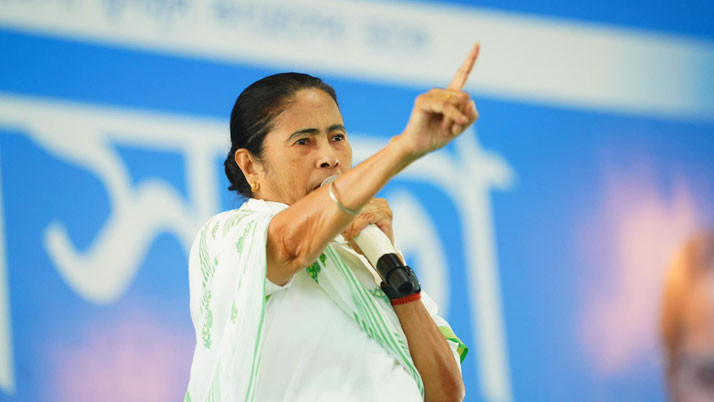 CM demands Governor's resignation, Mamata will not go to Raj Bhavan