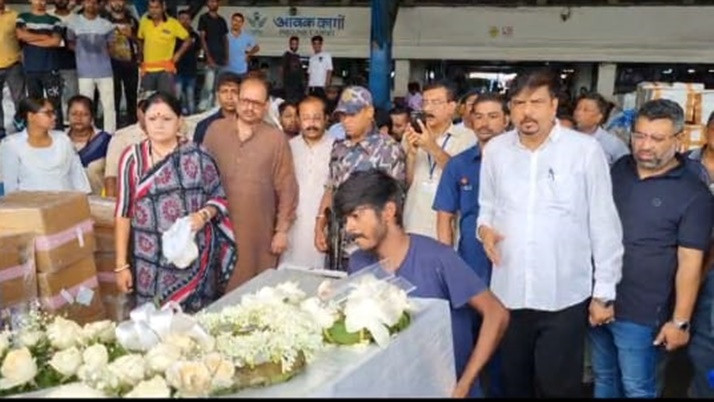 Coffined body returned to devastating Kuwait fire