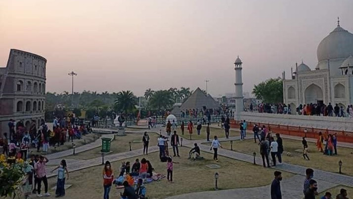 In the mood of winter in Kolkata, from the crowd eco park to the zoo, Kashipur Udyanbati.. where are the number of visitors?