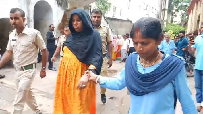 Cloth merchant tied to tree and beaten for not lifting