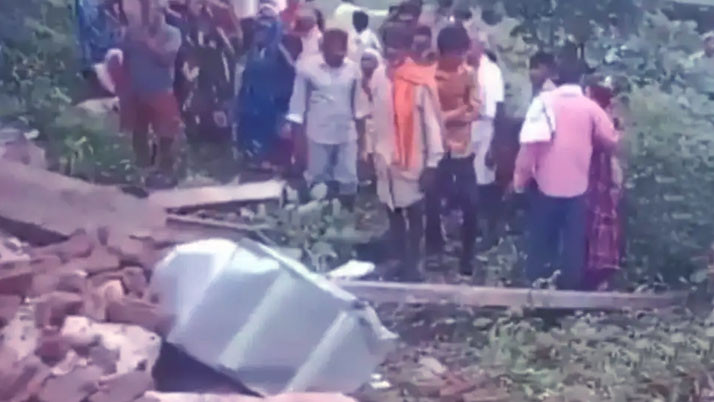 School building collapses, 6 dead, nearly 50 injured