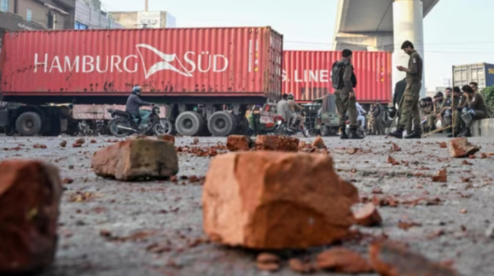 Islamabad blast 12 people killed