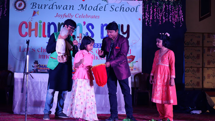 Children's Day celebrated with grand celebration at Burdwan Model School