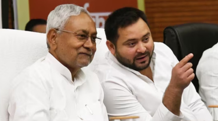 Nitish Kumar take oath as a chief minister of Bihar