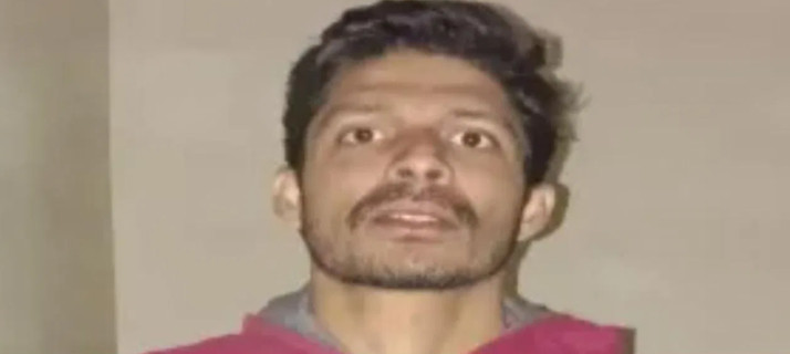 BSF Arrested a man near pakistan border