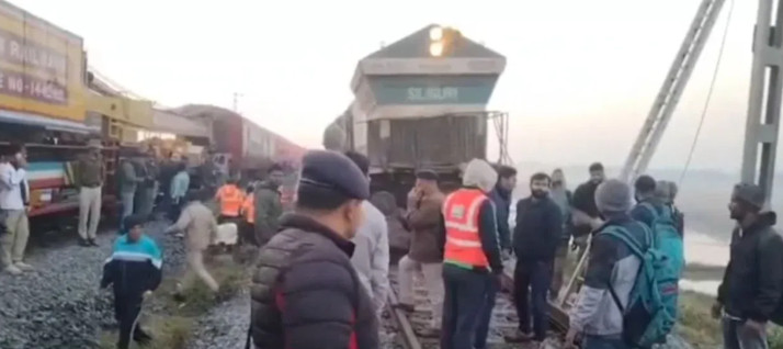 rajdhani-express-elephant-accident-assam