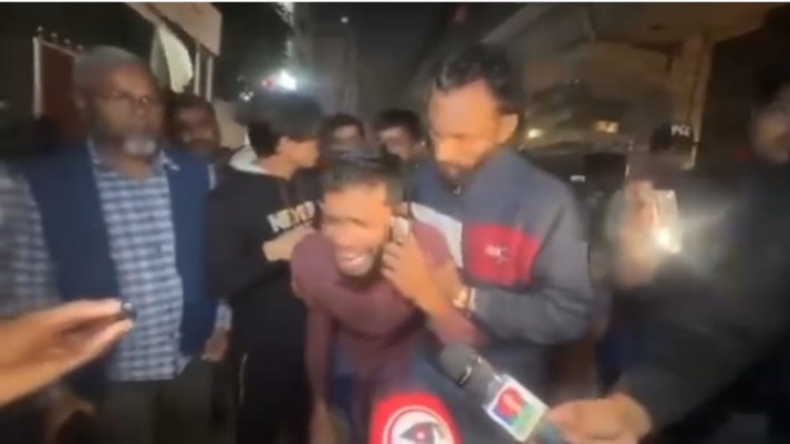 Death in bomb blast in Dhaka