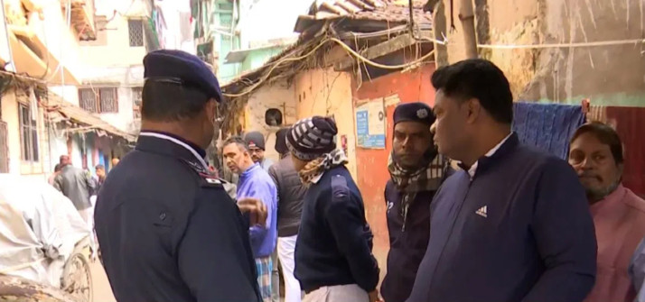 park-circus-building-collapse-old-woman-death-kolkata